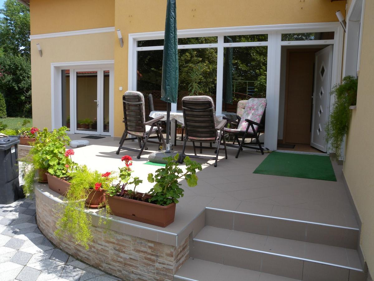 Apartment In Siofok/Balaton 19943 ภายนอก รูปภาพ