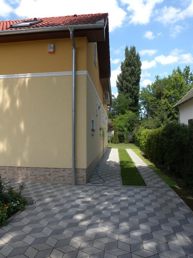 Apartment In Siofok/Balaton 19943 ภายนอก รูปภาพ